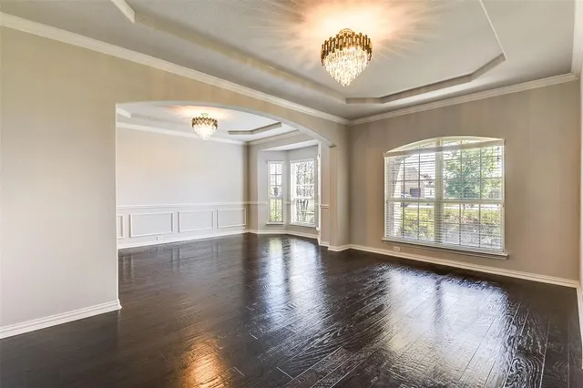 $669,000 | 211 Stonegate Way, Red Oak, TX 75154