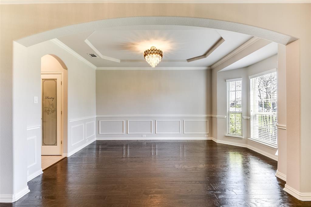 211 Stonegate Way Red Oak, TX 75154 - Photo 6 of 40