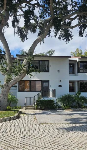 $3,600 | 411 South Bayshore Boulevard, Unit 2, Safety Harbor, FL 34695