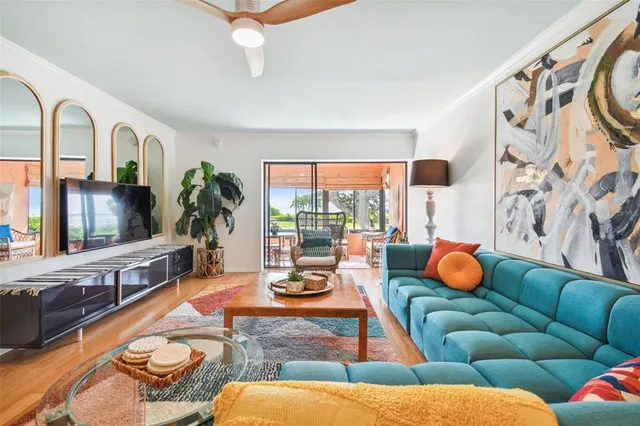 $3,600 | 411 South Bayshore Boulevard, Unit 2, Safety Harbor, FL 34695