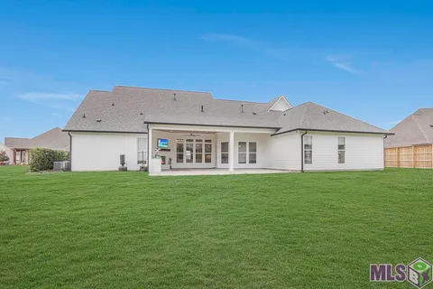 $825,000 | 11370 River Reid Crossing, Geismar, LA 70734