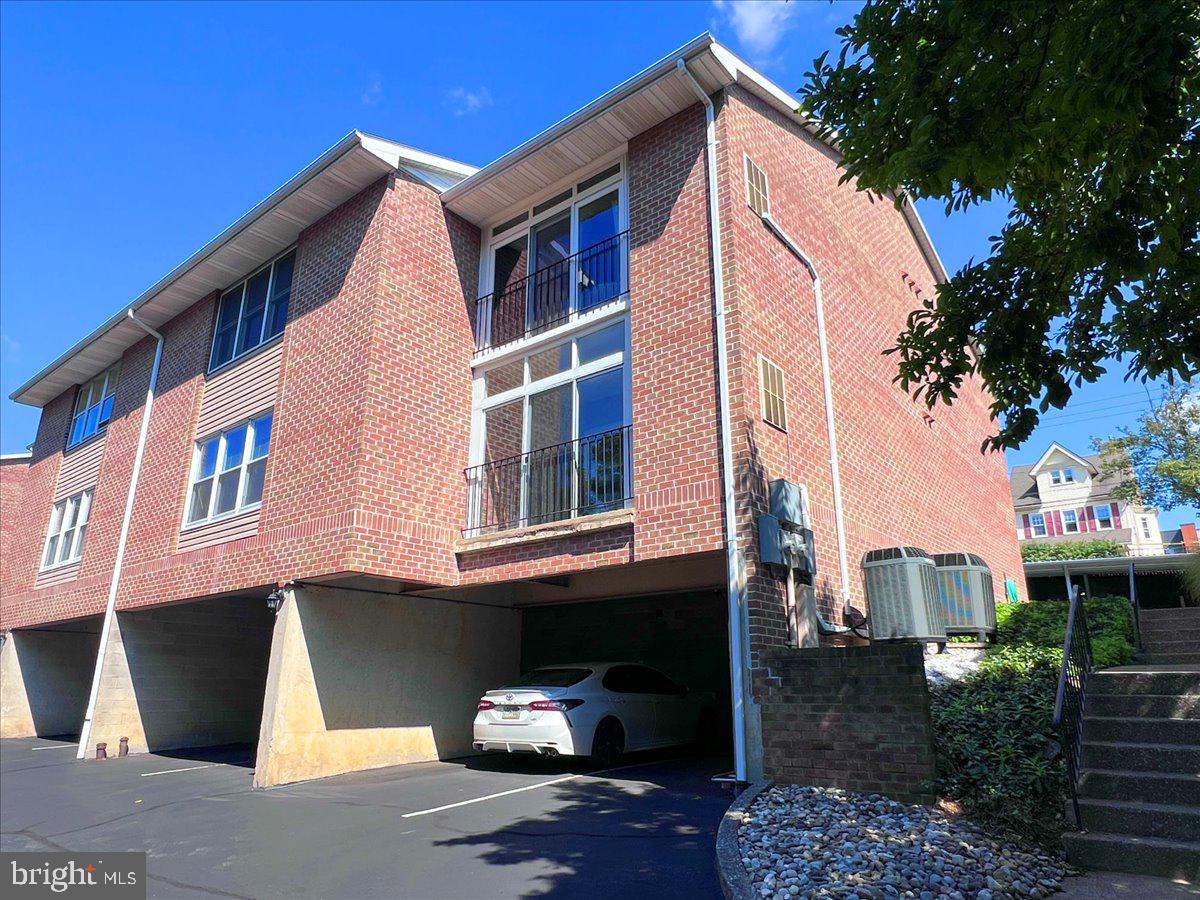 339 Spring Street Bethlehem, PA 18018 - Photo 24 of 26 Gallery Image 24