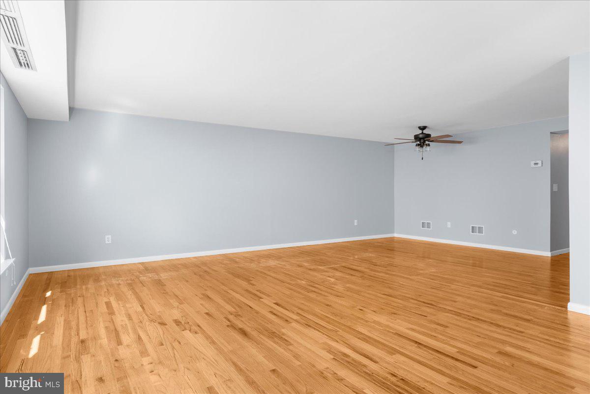 339 Spring Street Bethlehem, PA 18018 - Photo 9 of 26 Gallery Image 9