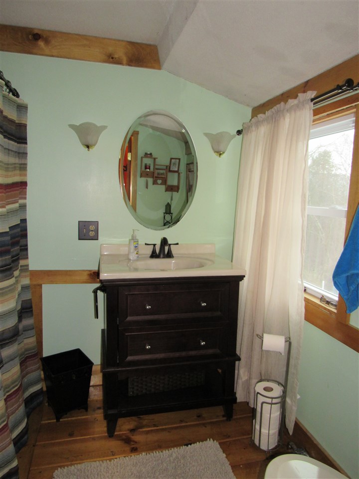 28 Center Street Proctor, VT 05765 - Photo 19 of 37