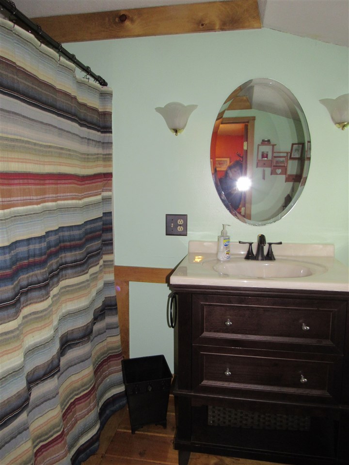 28 Center Street Proctor, VT 05765 - Photo 20 of 37