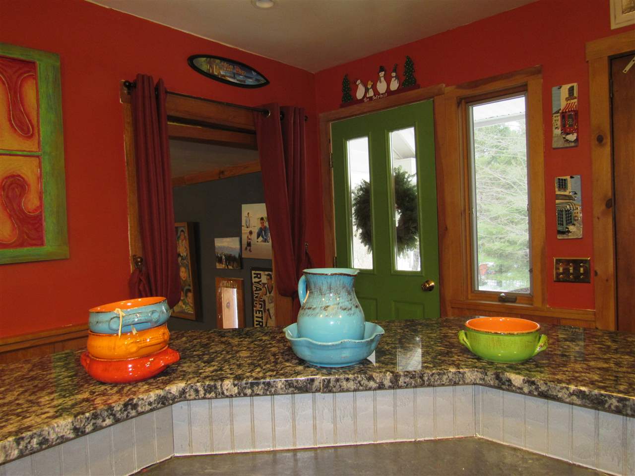 28 Center Street Proctor, VT 05765 - Photo 8 of 37