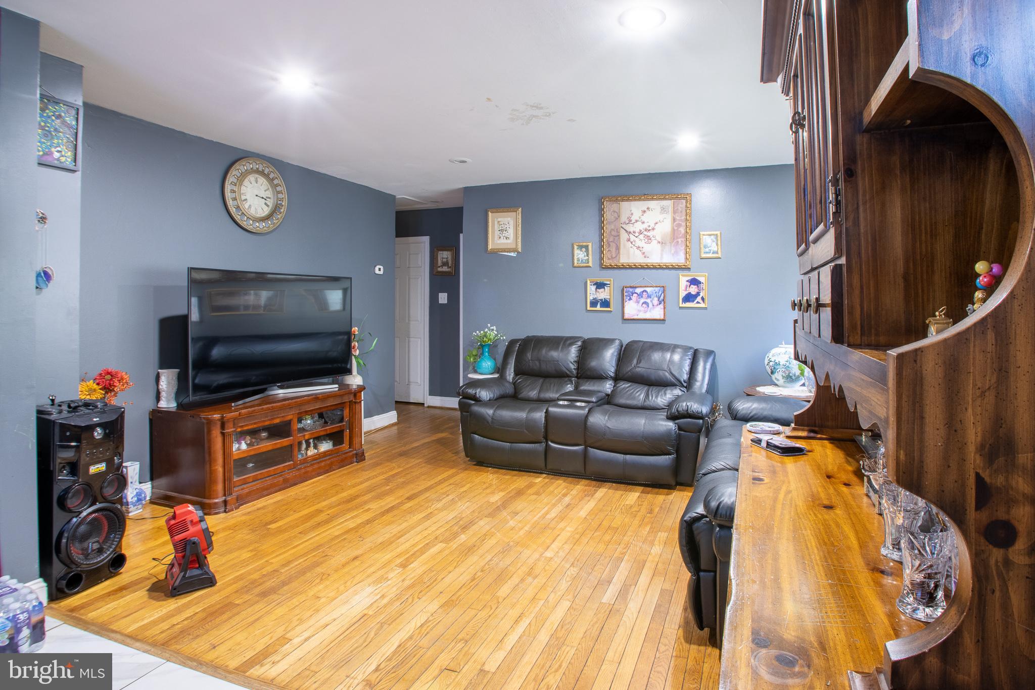 6607 Stanton Road Hyattsville, MD 20784 - Photo 6 of 31