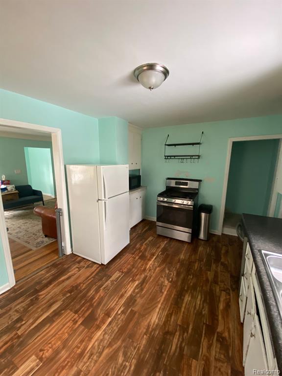 21128 Evergreen Road Southfield, MI 48075 - Photo 8 of 32