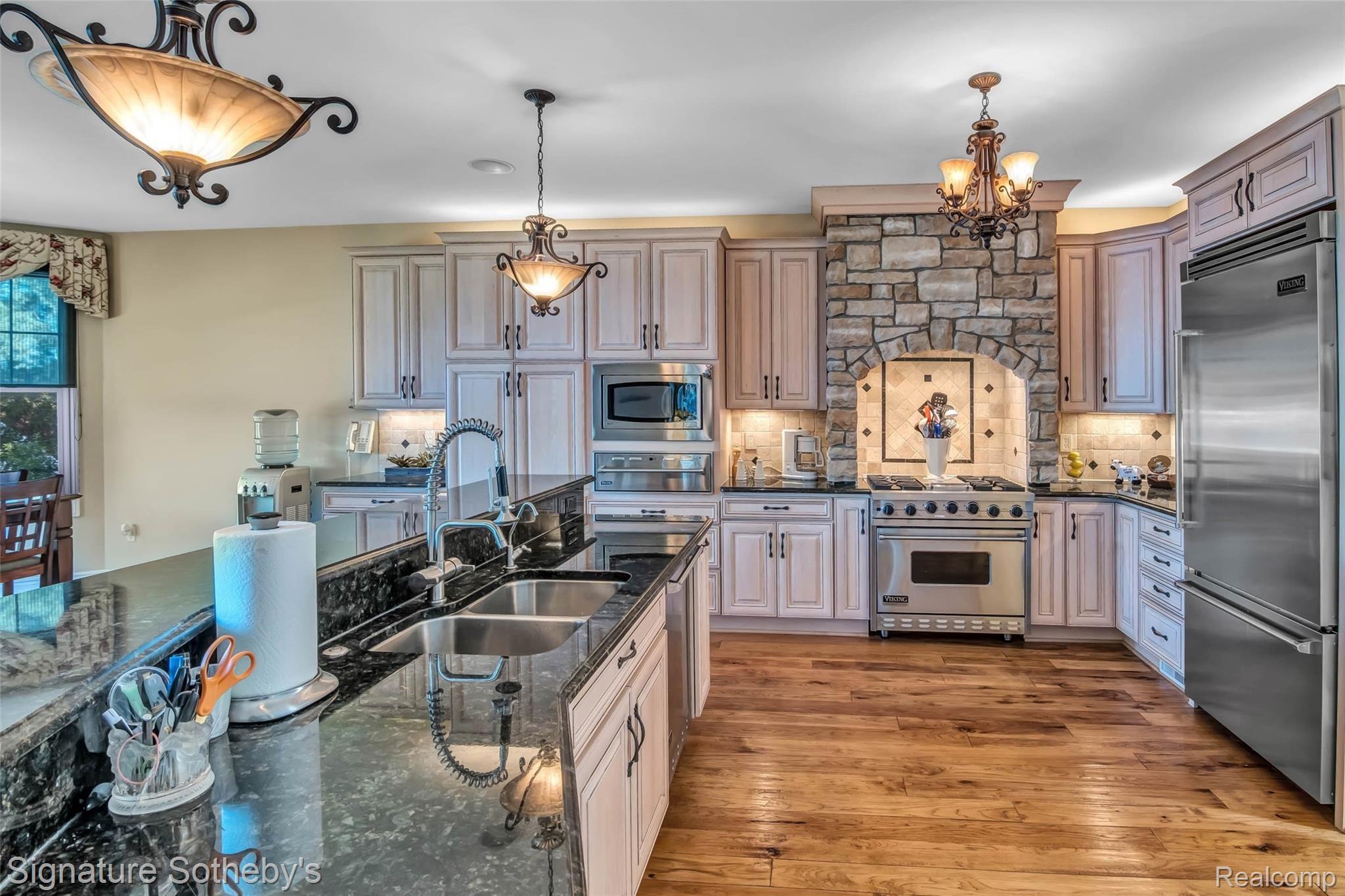 2541 Kingston Road Leonard, MI 48367 - Photo 16 of 62 11-2541 Kingston Rd -WindowStill-Re.jpg