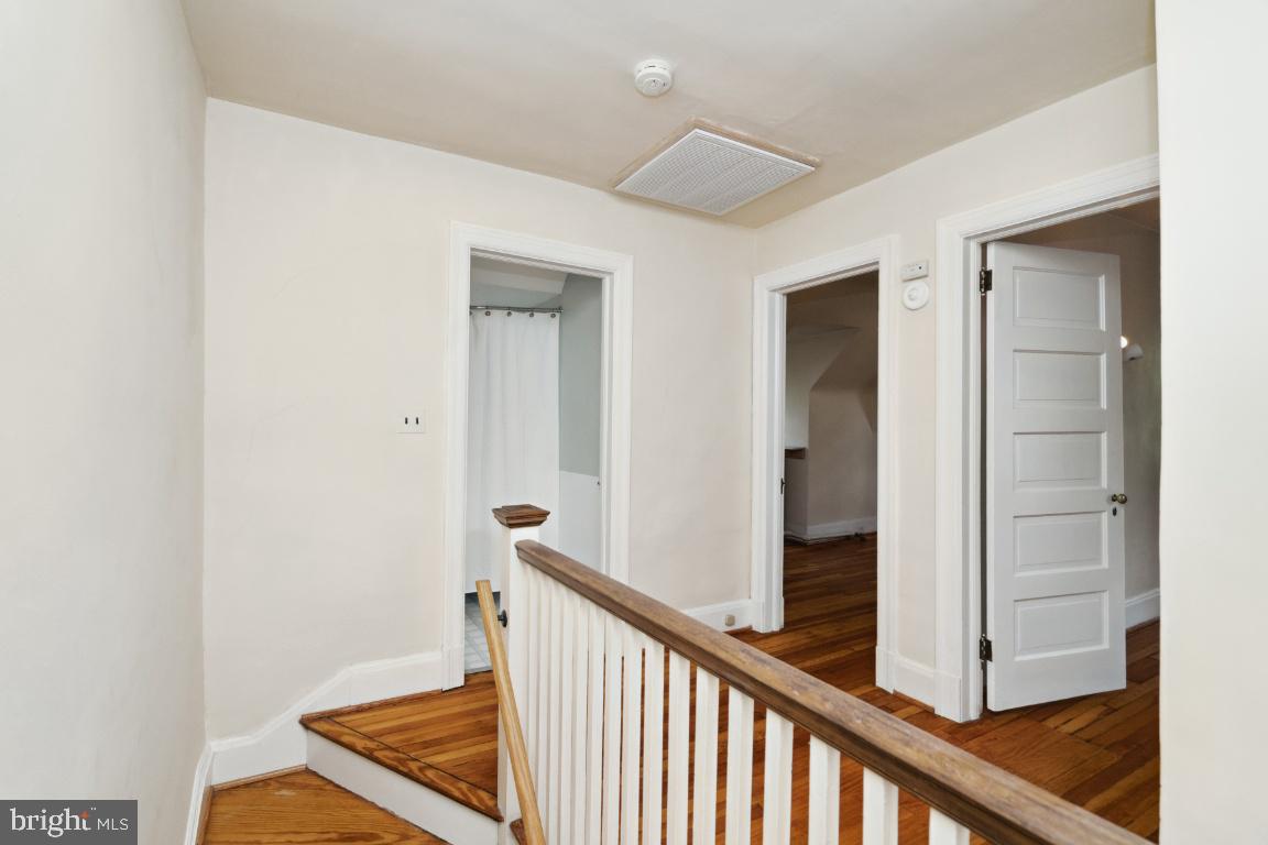 4212 Wickford Road Baltimore, MD 21210 - Photo 24 of 36 3rd floor hallway