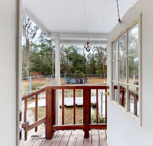 a view of a large window with an outdoor view