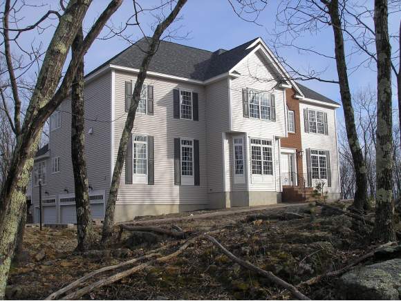 31 Northland Road Windham, NH 03087 - Photo 1 of 1