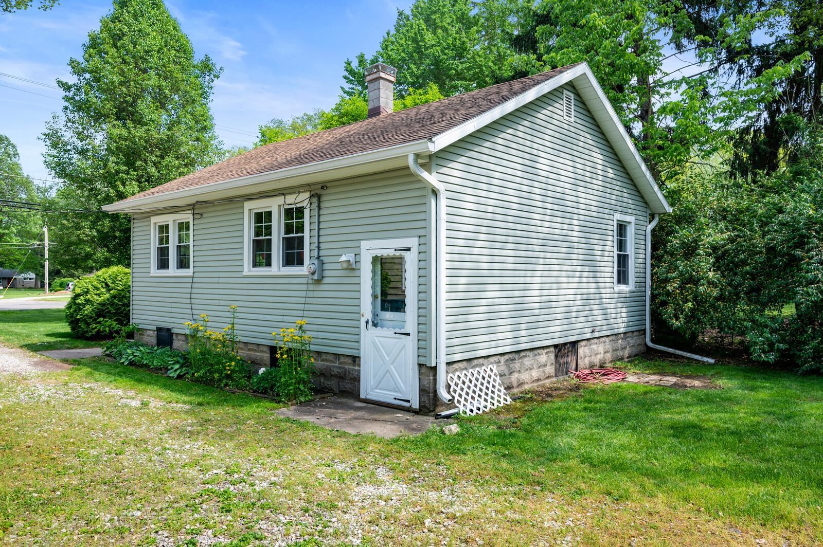 131 South Stradling Road Muncie, IN 47304 - Photo 16 of 18