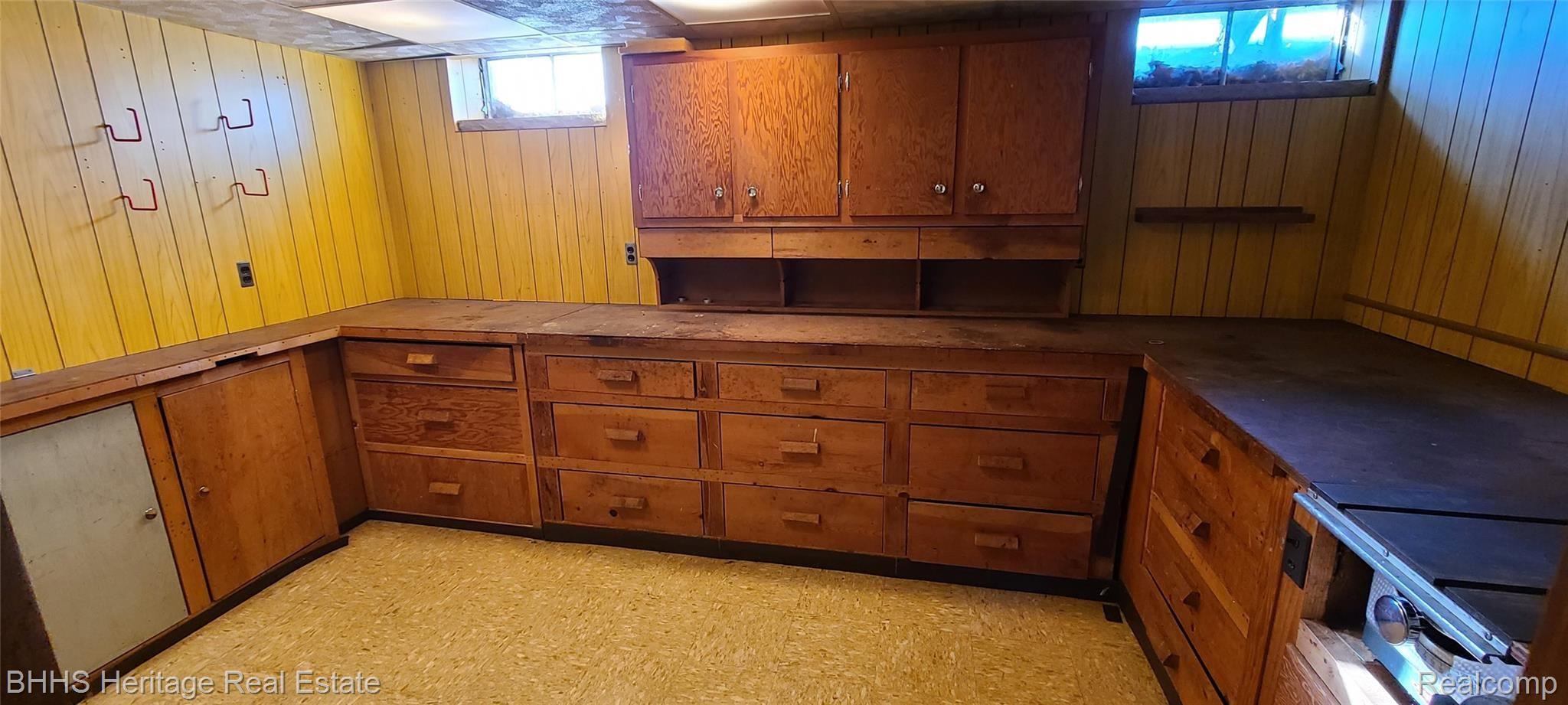1214 Bower Street Howell, MI 48843 - Photo 36 of 79 Wood shop in basement
