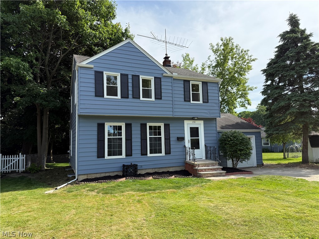190 Meriden Road Painesville, OH 44077 - Photo 1 of 22