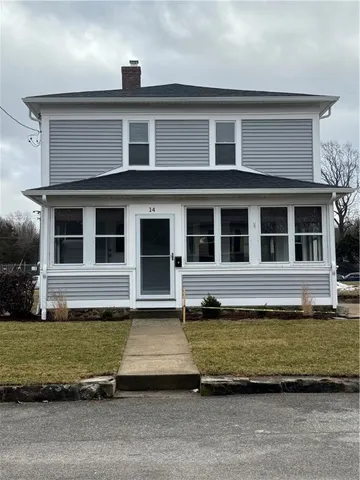 $2,800 | 14 Tillinghast Avenue, Warwick, RI 02886