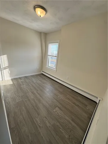 $2,800 | 14 Tillinghast Avenue, Warwick, RI 02886