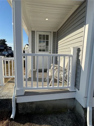$2,800 | 14 Tillinghast Avenue, Warwick, RI 02886