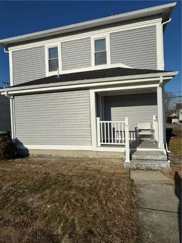 $2,800 | 14 Tillinghast Avenue, Warwick, RI 02886