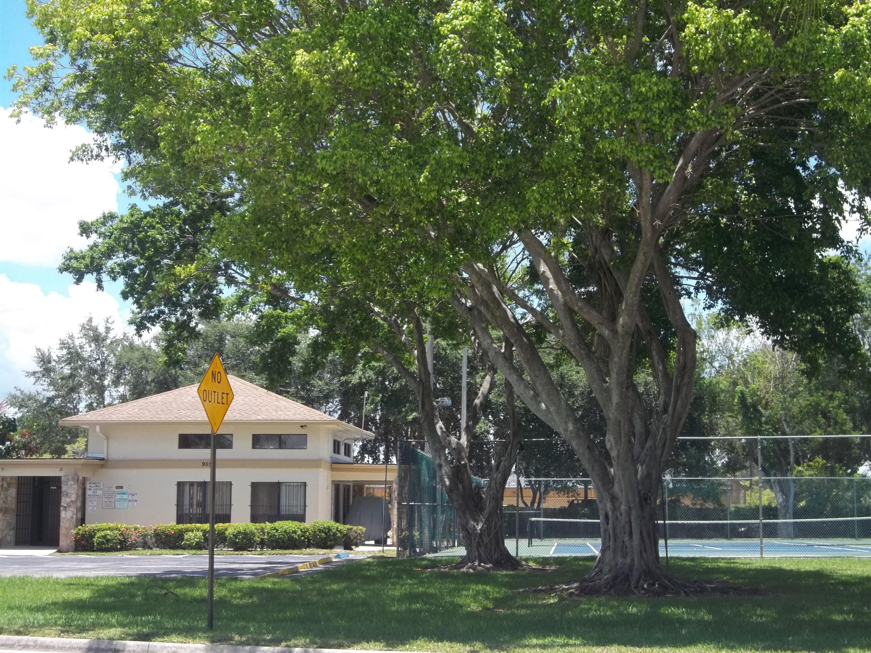 9769 Majorca Place Boca Raton, FL 33434 - Photo 31 of 32 100_2848