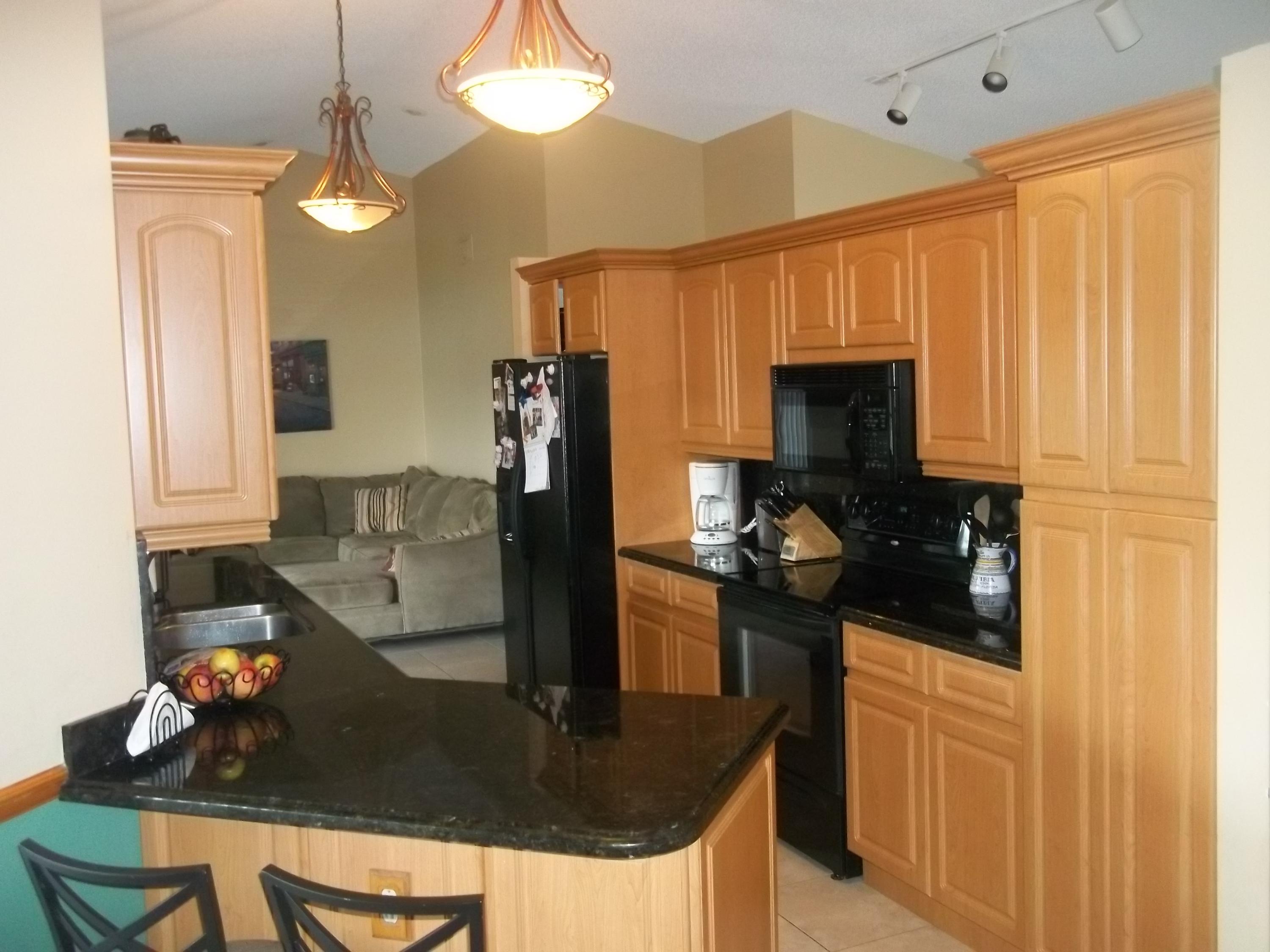 9769 Majorca Place Boca Raton, FL 33434 - Photo 4 of 32 100_2772