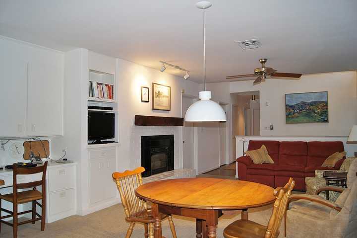 4536 Greenlee Road Southwest Roanoke, VA 24018 - Photo 12 of 33 den1
