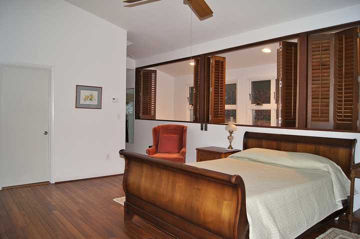 4536 Greenlee Road Southwest Roanoke, VA 24018 - Photo 15 of 33 master bedroom2