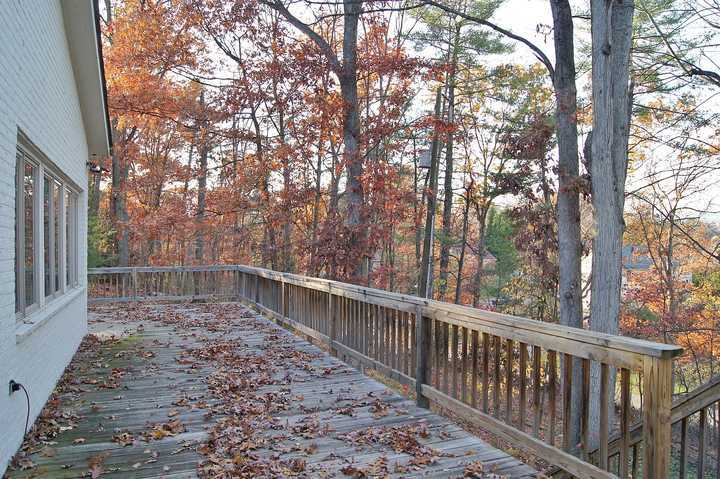 4536 Greenlee Road Southwest Roanoke, VA 24018 - Photo 31 of 33 deck2