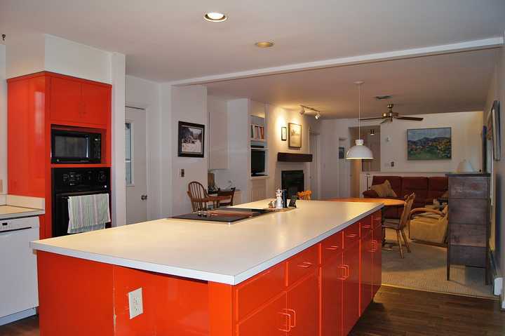 4536 Greenlee Road Southwest Roanoke, VA 24018 - Photo 7 of 33 kitchen to den