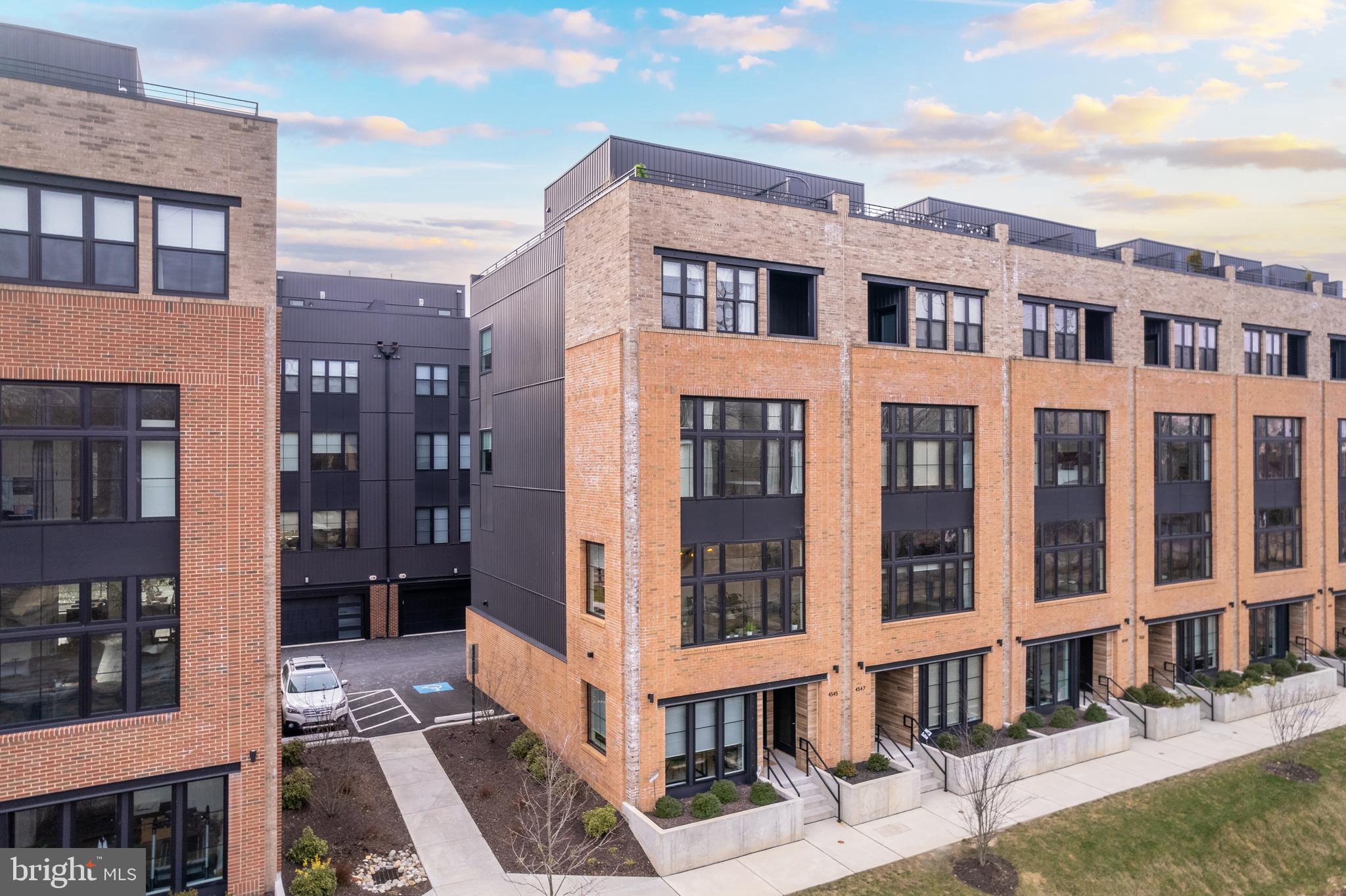 4545 Riverside Way Philadelphia, PA 19127 - Photo 54 of 61 Gallery Image 54