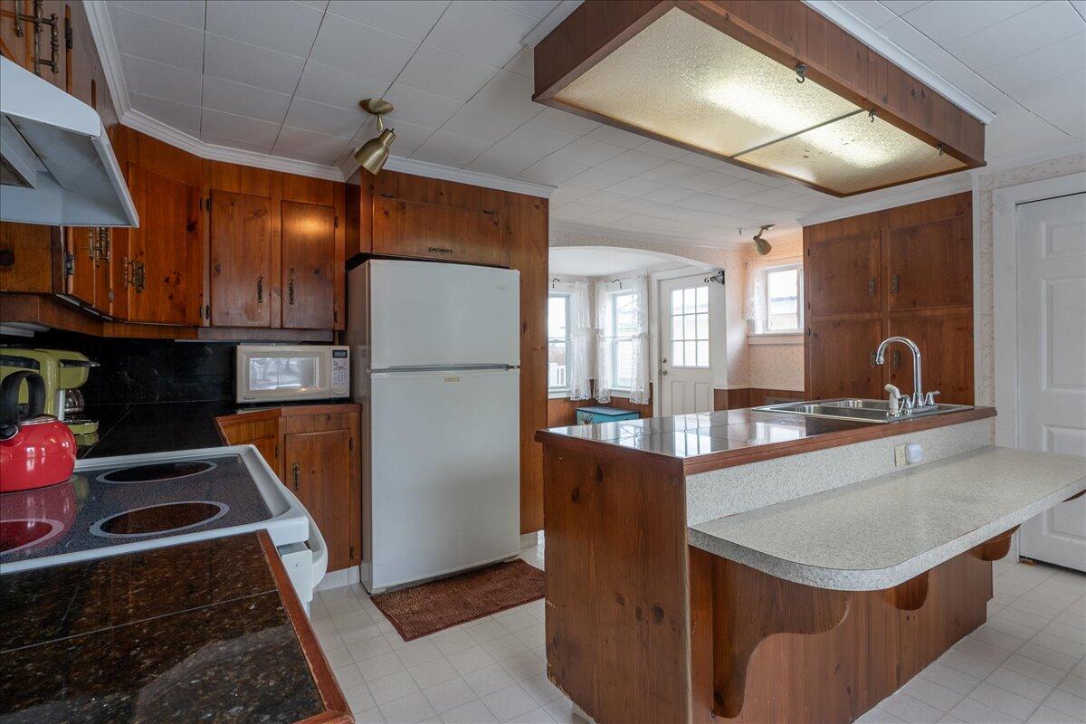 80 Holmes Street Rockland, ME 04841 - Photo 13 of 66 08-80 Holmes-8