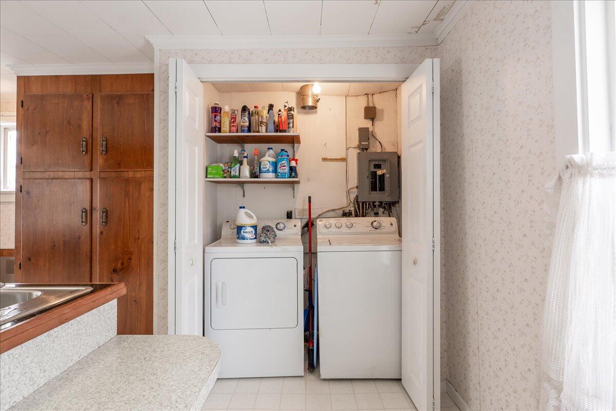 80 Holmes Street Rockland, ME 04841 - Photo 19 of 66 11-80 Holmes-11