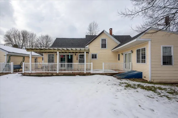 $395,000 | 80 Holmes Street, Rockland, ME 04841