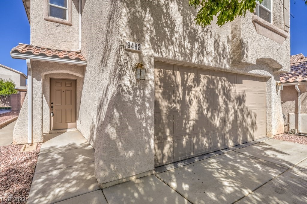 9482 Joe Robby Court Las Vegas, NV 89148 - Photo 4 of 33