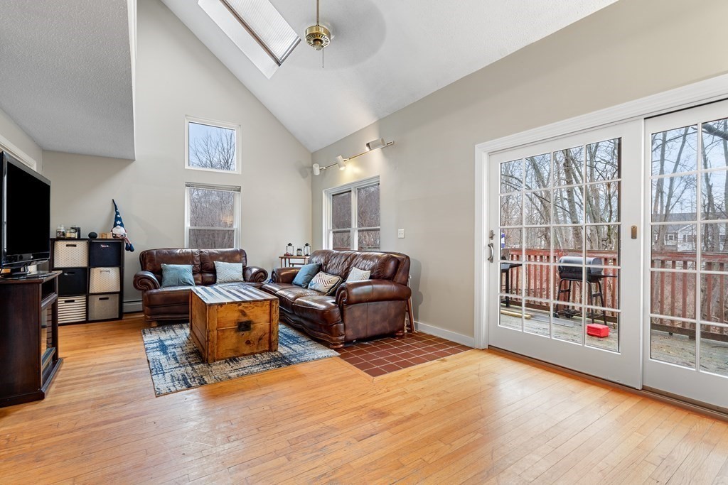 115 Pilgrim Road, Unit 115 Haverhill, MA 01832 - Photo 4 of 16 Gallery Image 4