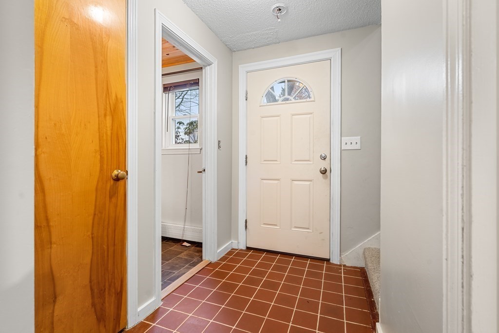 115 Pilgrim Road, Unit 115 Haverhill, MA 01832 - Photo 8 of 16 Gallery Image 8