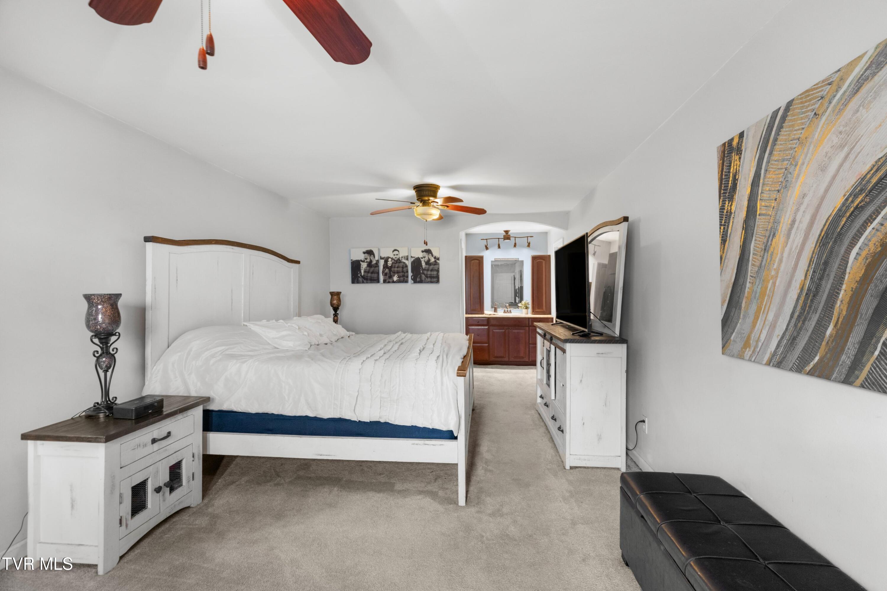 1302 Irwin Drive Powell, TN 37849 - Photo 16 of 53 016-1302IrwinDrive-Powell-TN-37849-SMALL