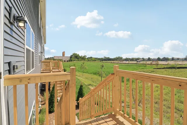 $439,990 | 1764 Stable Lane, Aurora, IL 60503