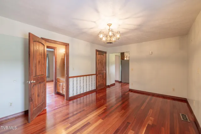 $515,000 | 207 Pleasant View Road, Rose Hill, VA 24281