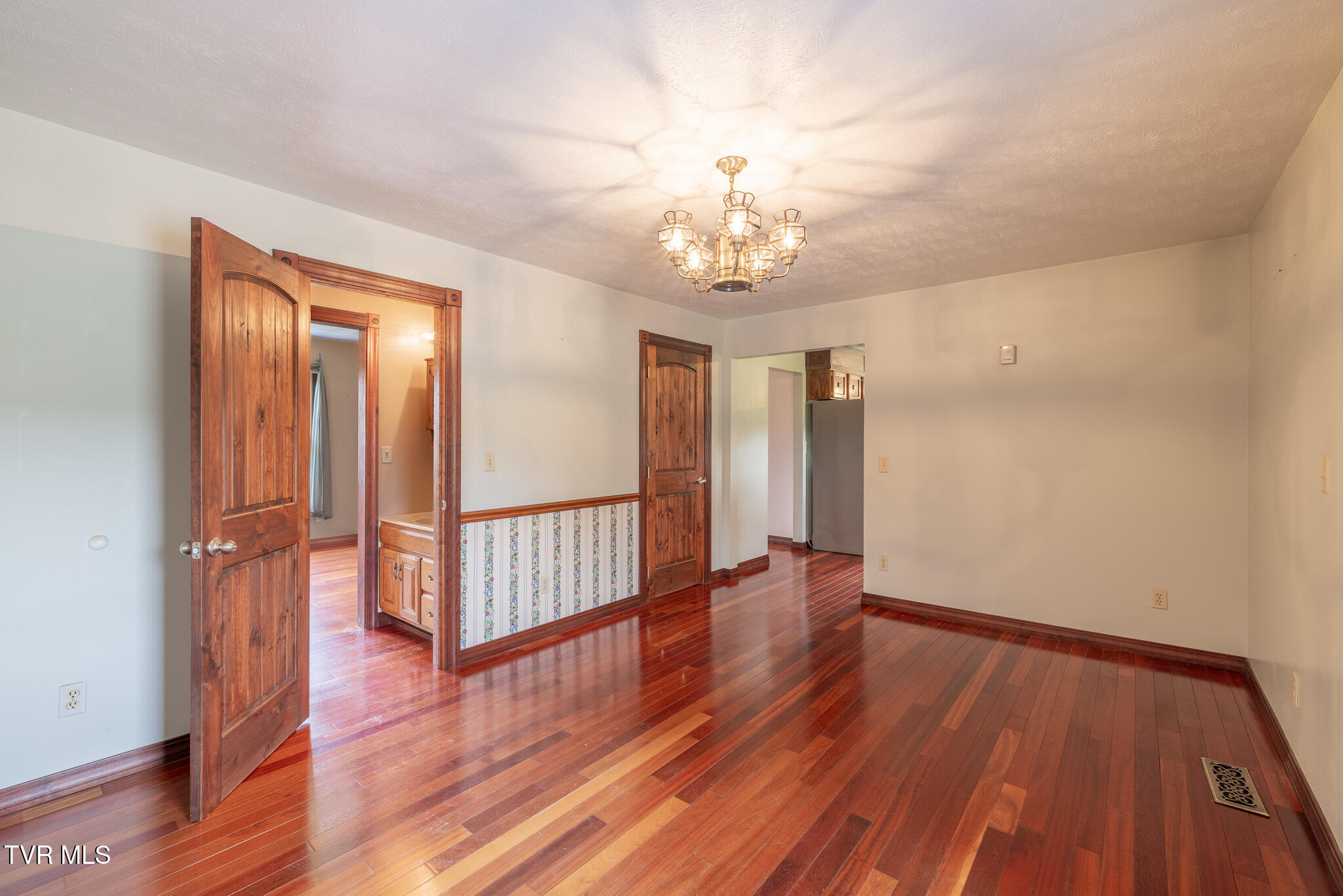 207 Pleasant View Road Rose Hill, VA 24281 - Photo 14 of 53 1R9A2847-HDR