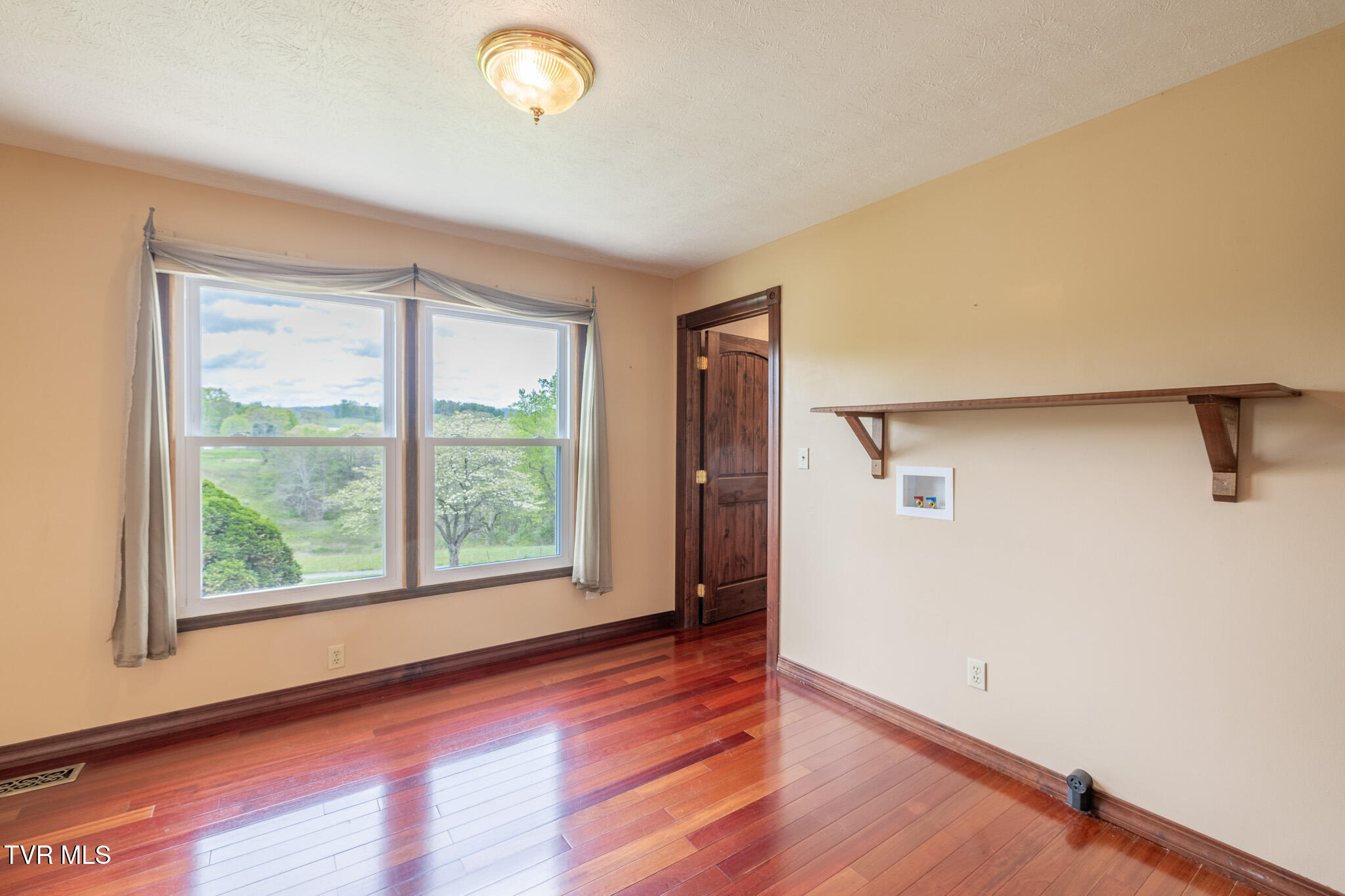 207 Pleasant View Road Rose Hill, VA 24281 - Photo 17 of 53 1R9A2859-HDR