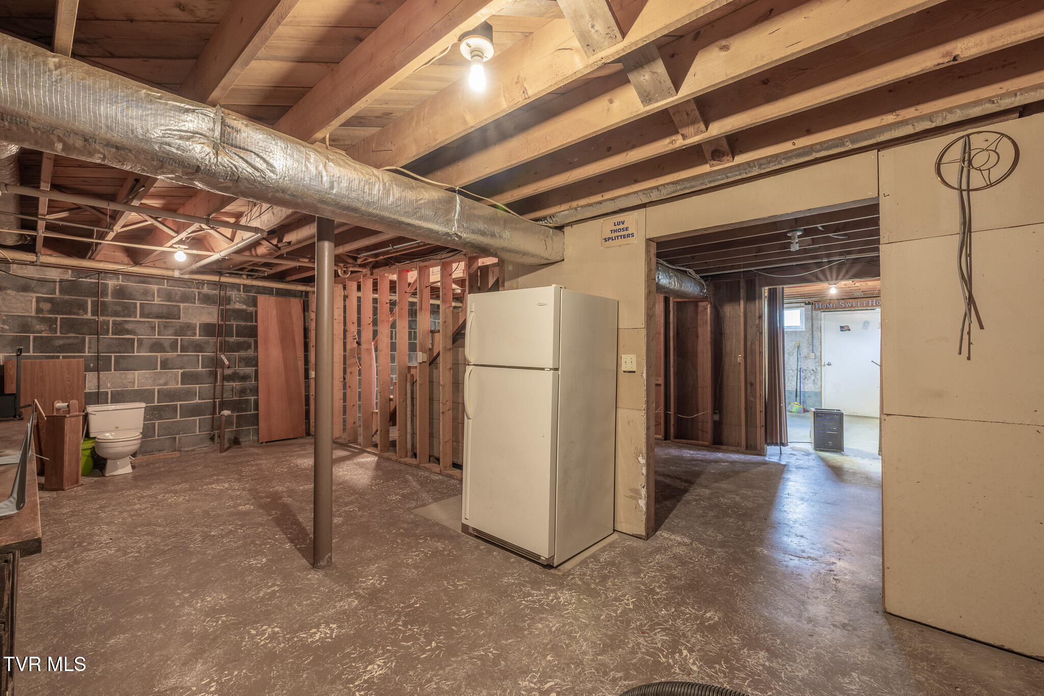 207 Pleasant View Road Rose Hill, VA 24281 - Photo 23 of 53 1R9A2877-HDR