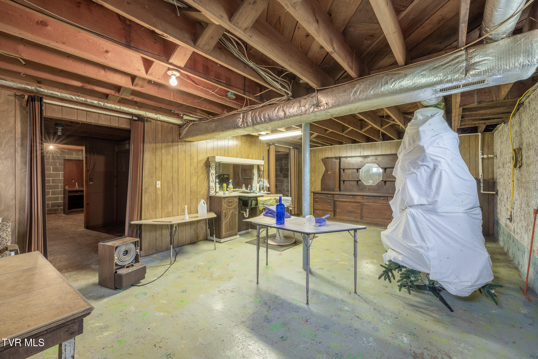 207 Pleasant View Road Rose Hill, VA 24281 - Photo 24 of 53 1R9A2880-HDR