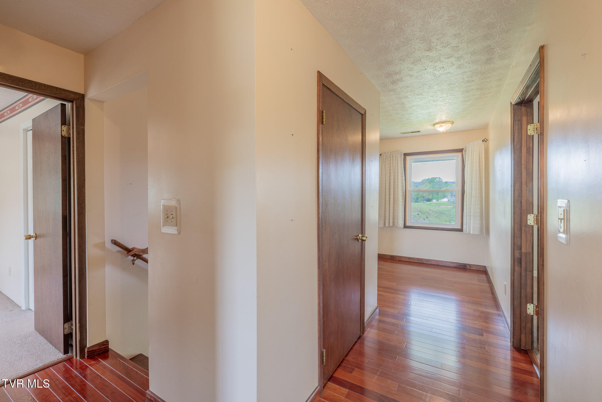 207 Pleasant View Road Rose Hill, VA 24281 - Photo 32 of 53 1R9A2904-HDR