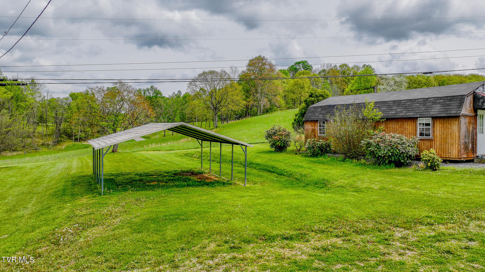 207 Pleasant View Road Rose Hill, VA 24281 - Photo 50 of 53 DJI_20250422123736_0288_D-HDR
