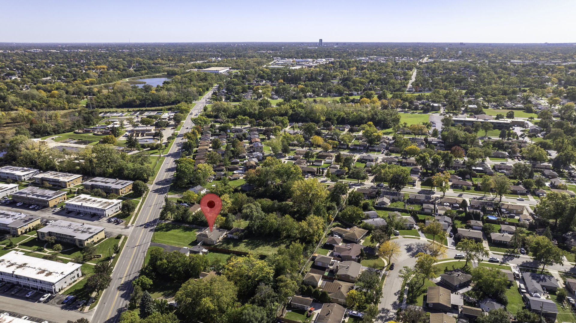 128 South Villa Avenue Addison, IL 60101 - Photo 38 of 43 an aerial view of residential houses with city view