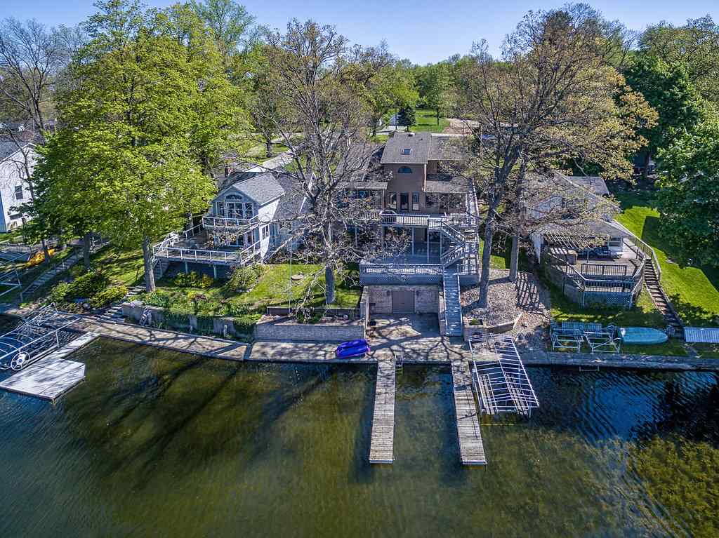 312 Spring Beach Road Rome City, IN 46784 - Photo 2 of 36
