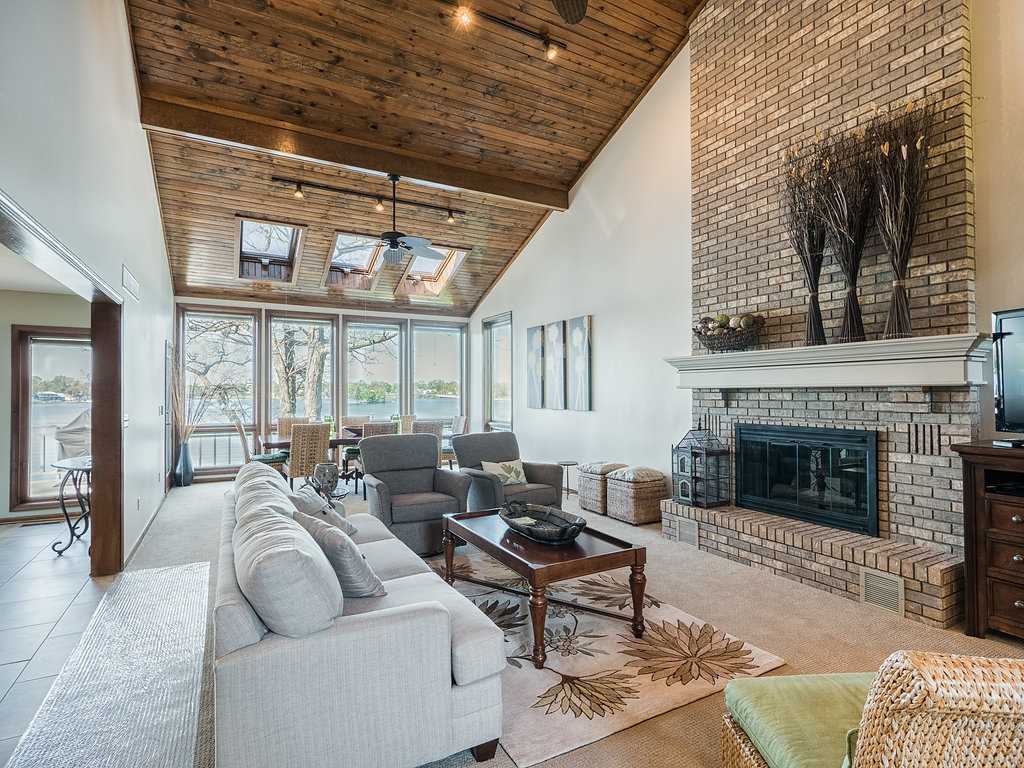 312 Spring Beach Road Rome City, IN 46784 - Photo 11 of 36