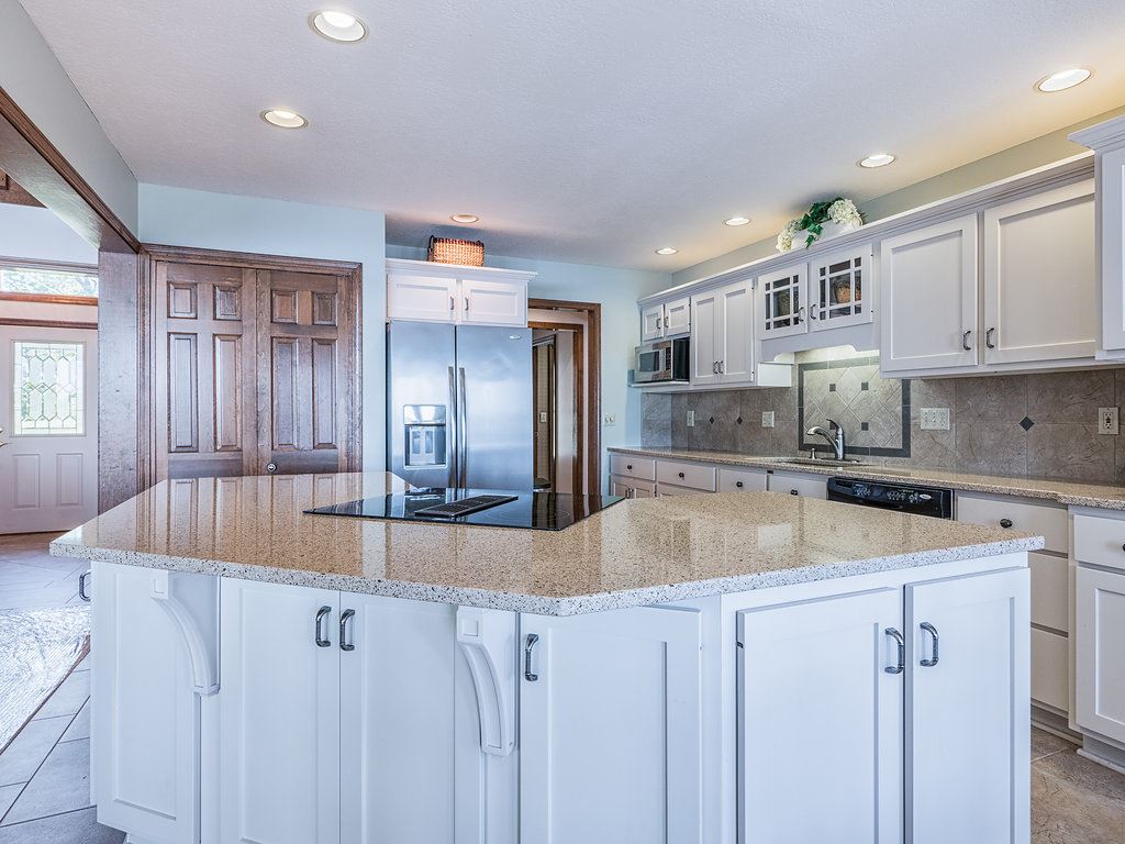 312 Spring Beach Road Rome City, IN 46784 - Photo 17 of 36