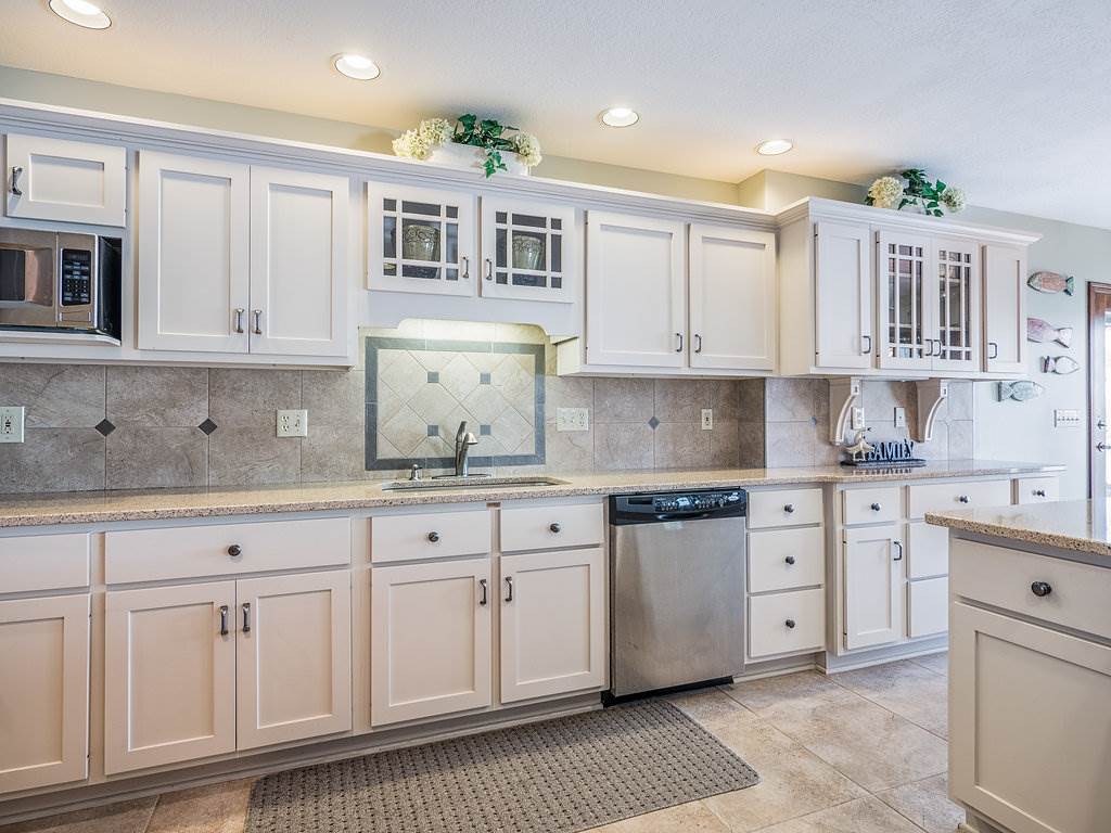 312 Spring Beach Road Rome City, IN 46784 - Photo 18 of 36